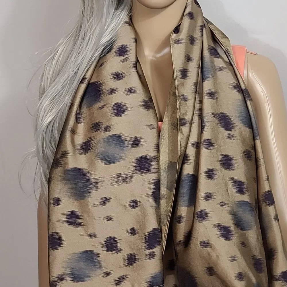 Kate Stoltt New York Leopard Scarf